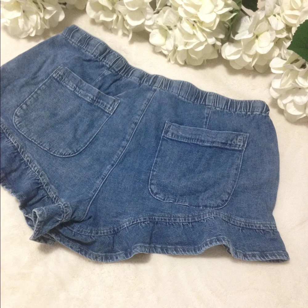 American Eagle Denim Ruffled Hem Shorts - Picture 8 of 9